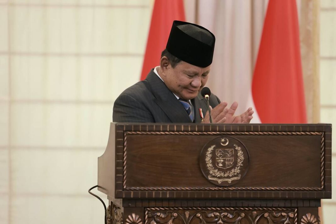 Presiden Prabowo Subianto melakukan pertemuan dengan Perdana Menteri (PM) Muhammad Shehbaz Sharif, di PM House, Islamabad, Pakistan, Selasa (9/12).