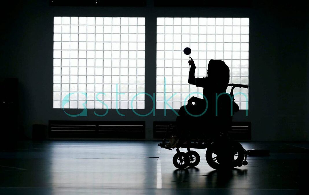 Atlet NPC Indonesia latihan boccia di Pelatnas Karanganyar.