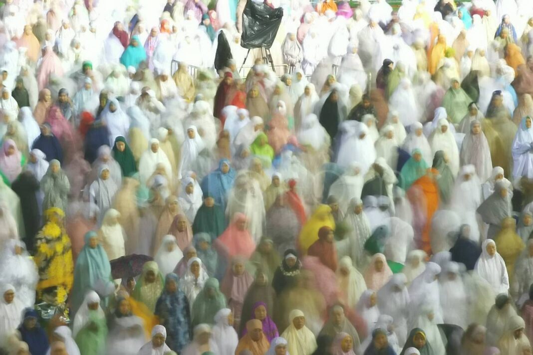 Ribuan Jamaah Hadiri Mujahadah Kubro Harlah Abad NU