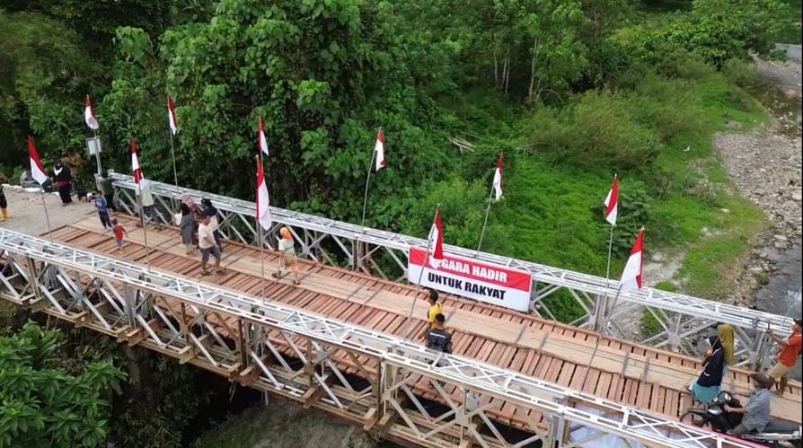 Presiden Prabowo Resmikan 218 Jembatan
